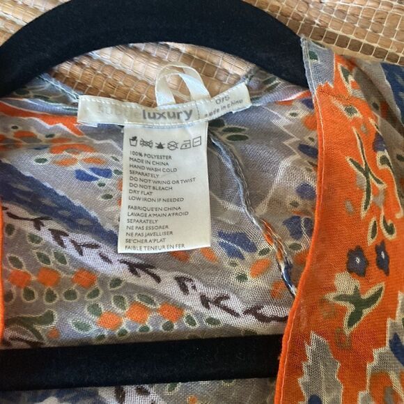 EUC wrap one size , can tie in front or leave open bought from Anthropology - Picture 2 of 4